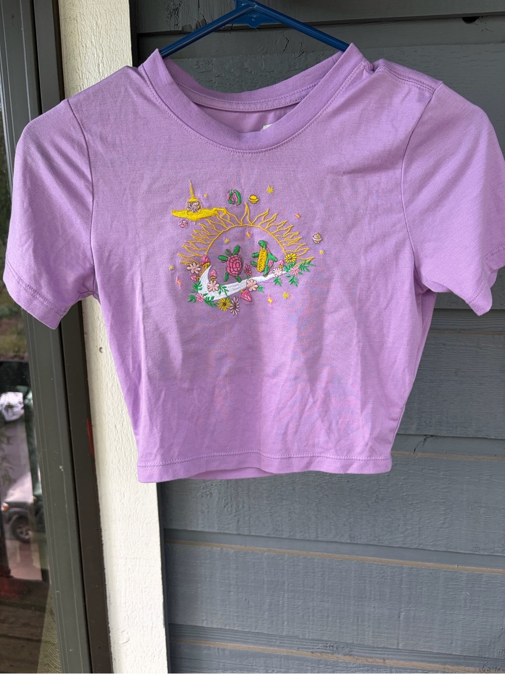Nike Crop Tee Purple Floral Embroidered Swoosh Logo XS Y2K Style Baby Tee